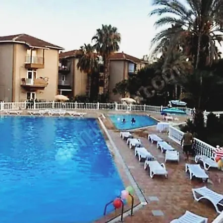 Belek Palmiye Sitesi Antalya Appartamento Belek